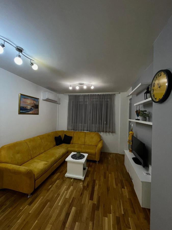 Yellow Ns Διαμέρισμα Νόβι Σαντ Εξωτερικό φωτογραφία